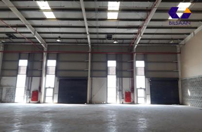 Warehouse - Studio - 4 Bathrooms for rent in Hidd - Muharraq Governorate