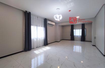 Apartment - 2 Bedrooms - 2 Bathrooms for rent in Zinj - Manama - Capital Governorate