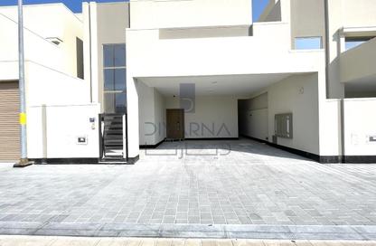 Villa - 4 - 5 for rent in Al Sidra - Diyar Al Muharraq - Muharraq Governorate