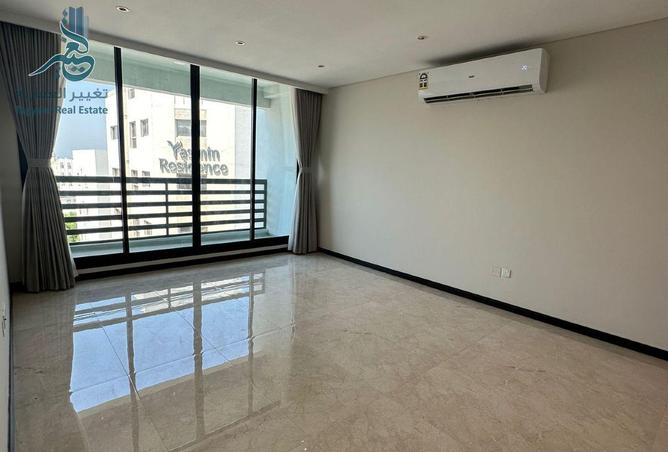 52930924 - Property Image 2