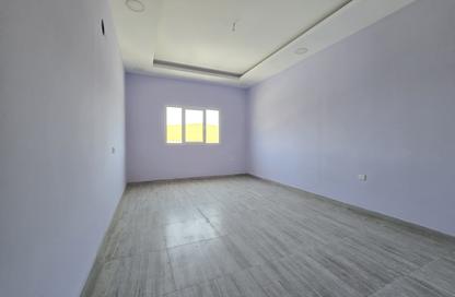 عمارة بالكامل - 2 غرف نوم - 8 حمامات للايجار في الحجيات - الرفاع - المحافظة الجنوبية