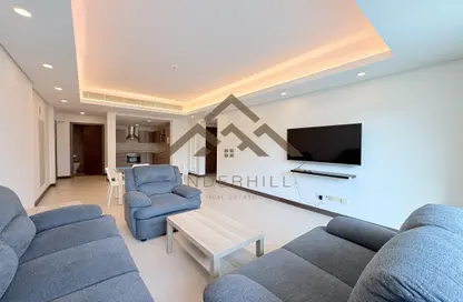 Apartment - 2 Bedrooms - 3 Bathrooms for rent in Busaiteen - Muharraq Governorate