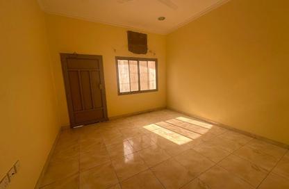 Apartment - 2 Bedrooms - 2 Bathrooms for rent in A'Ali - Central Governorate
