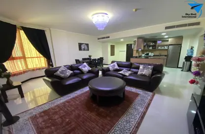 Apartment - 1 Bedroom - 2 Bathrooms for rent in Al Juffair - Capital Governorate