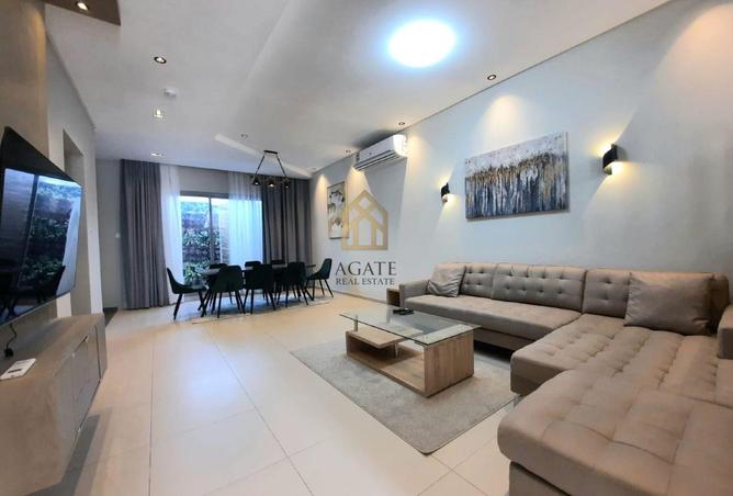 995313 - Property Image 2