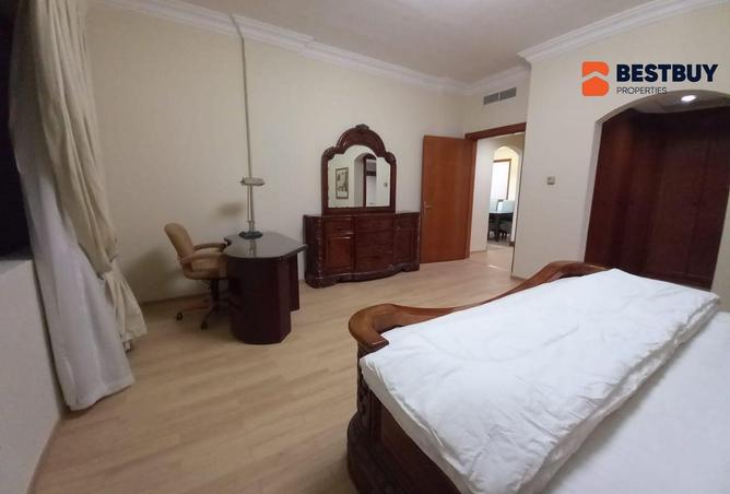 996407 - Property Image 3