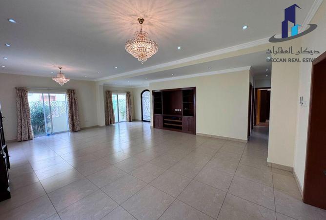 52064883 - Property Image 2