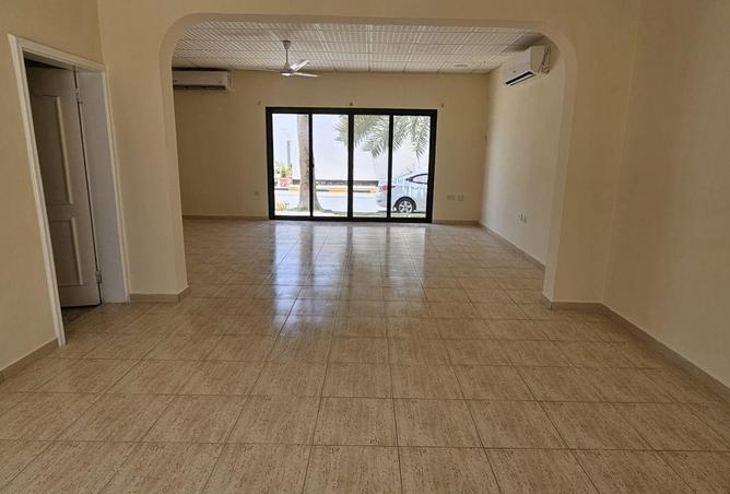 54068952 - Property Main Image