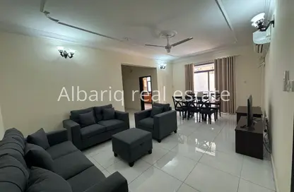 Apartment - 2 Bedrooms - 2 Bathrooms for rent in Al Juffair - Capital Governorate