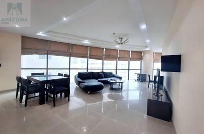 Apartment - 2 Bedrooms - 3 Bathrooms for rent in Al Juffair - Capital Governorate