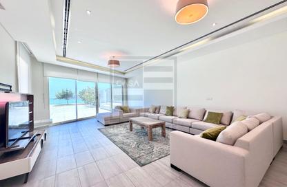 Villa - 4 - 5 for rent in Amwaj Marina - Amwaj Islands - Muharraq Governorate
