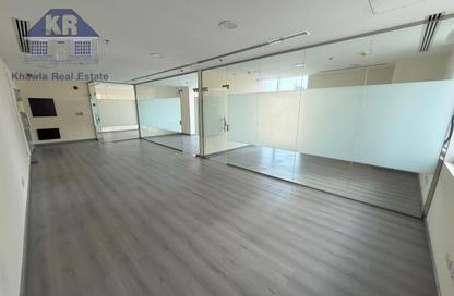 Office Space - 3 Bedrooms for rent in Seef - Capital Governorate