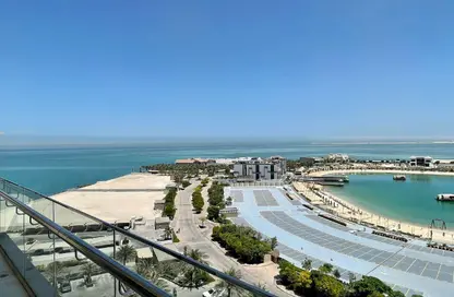 Apartment - 4 Bedrooms - 5 Bathrooms for rent in Reef Island - Capital Governorate