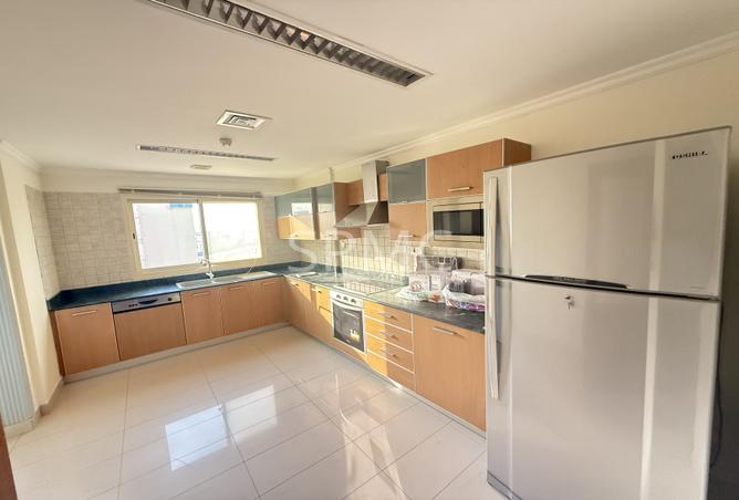 975625 - Property Image 2