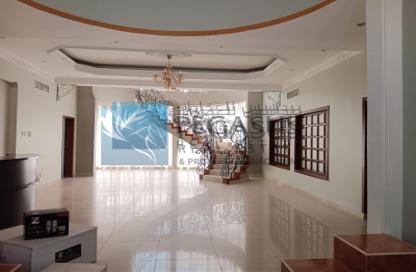 Villa - Studio - 7+ Bathrooms for rent in Seef - Capital Governorate