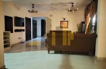Apartment - 3 Bedrooms - 3 Bathrooms for rent in Al Juffair - Capital Governorate