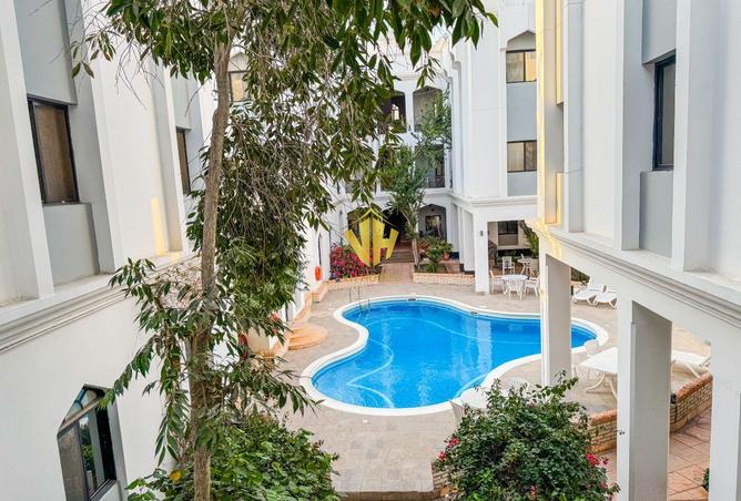 52064385 - Property Image 2