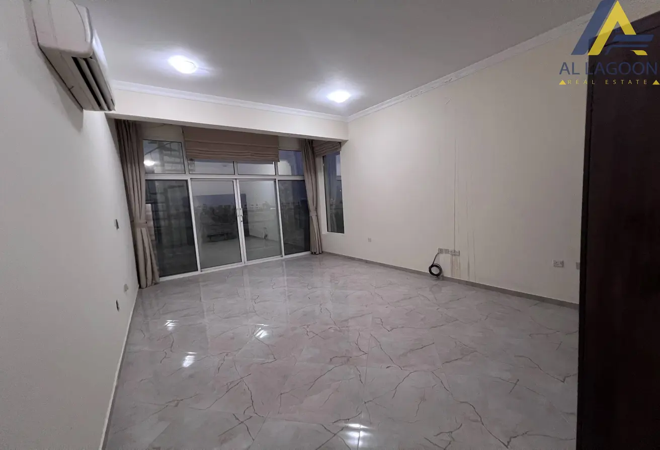 54569848 - Property Main Image