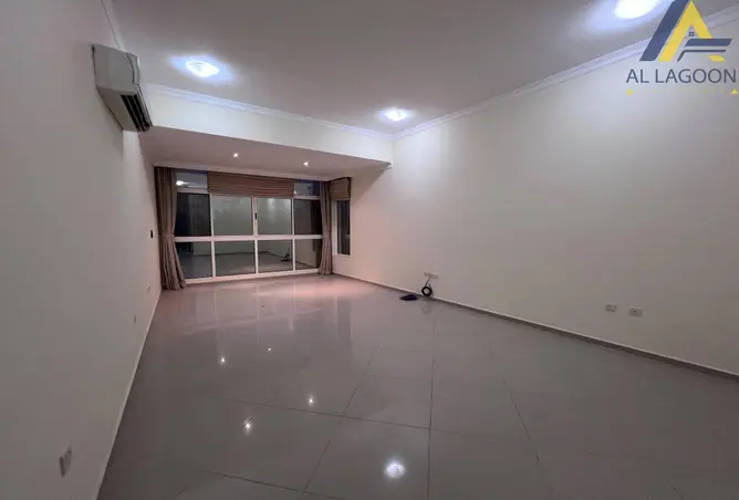54569848 - Property Image 2
