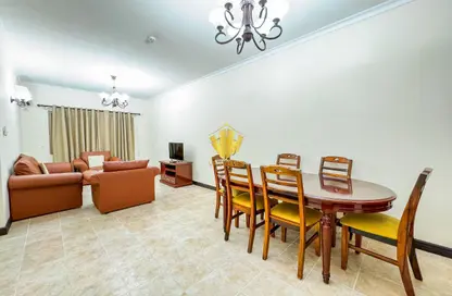 Apartment - 2 Bedrooms - 2 Bathrooms for rent in Mahooz - Manama - Capital Governorate