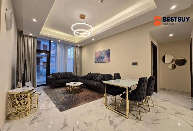 998287 - Property Image 2