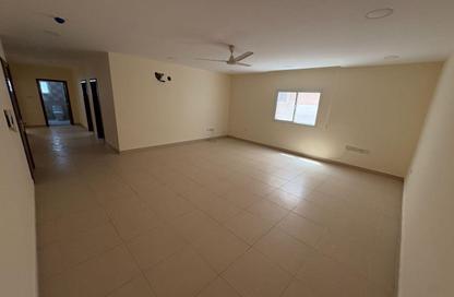Apartment - 2 Bedrooms - 2 Bathrooms for rent in Alhajiyat - Riffa - Southern Governorate