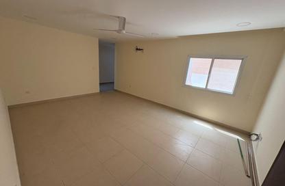 Apartment - 2 Bedrooms - 2 Bathrooms for rent in Alhajiyat - Riffa - Southern Governorate