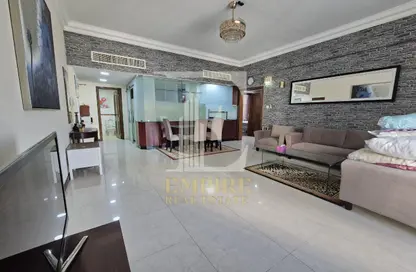 Apartment - 2 Bedrooms - 3 Bathrooms for rent in Seef - Capital Governorate