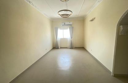 Apartment - 2 Bedrooms - 2 Bathrooms for rent in Mahooz - Manama - Capital Governorate Apartment - 2 Bedrooms - 2 Bathrooms for rent in Mahooz - Manama - Capital Governorate