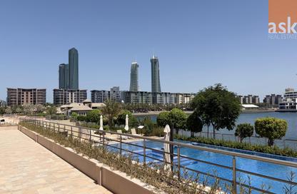 Apartment - 1 Bedroom - 2 Bathrooms for rent in Reef Island - Capital Governorate Apartment - 1 Bedroom - 2 Bathrooms for rent in Reef Island - Capital Governorate