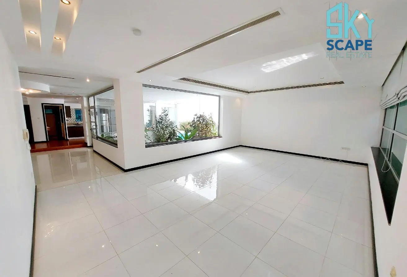 57123007 - Property Main Image
