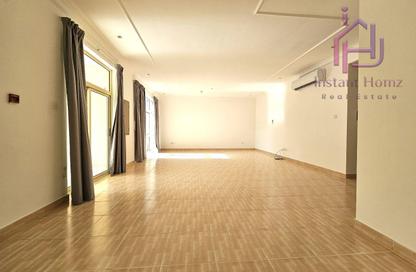 Apartment - 2 Bedrooms - 3 Bathrooms for rent in Janabiya - Northern Governorate