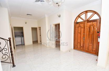 Villa - 4 Bedrooms - 4 Bathrooms for rent in Janabiya - Northern Governorate