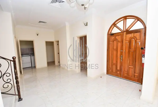 56423707 - Property Image 2