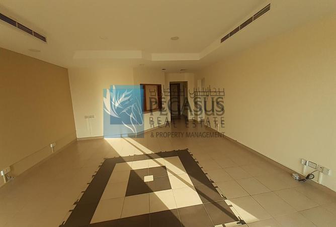 53085535 - صورة العقار 2