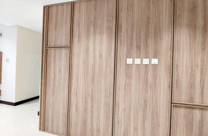 Apartment - 3 Bedrooms - 3 Bathrooms for rent in Seef - Capital Governorate
