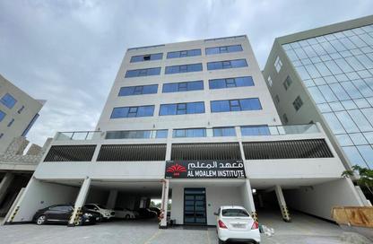 Office Space - 2 Bedrooms - 3 Bathrooms for rent in Saraya 2 - Bu Quwah - Northern Governorate