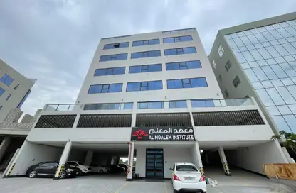 مكتب - 2 غرف نوم - 3 حمامات للايجار في سرايا 2 - بو قوة - المحافظة الشمالية