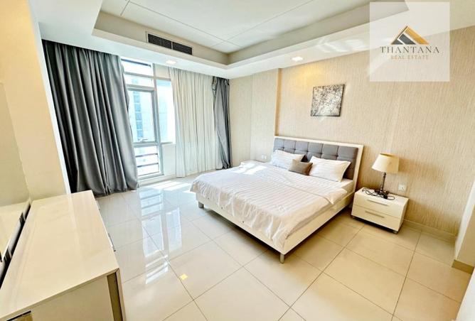 1002090 - Property Image 2