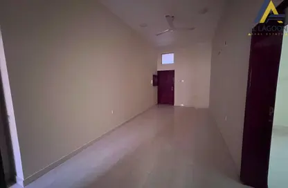 Apartment - 2 Bedrooms - 2 Bathrooms for rent in Arad - Muharraq Governorate
