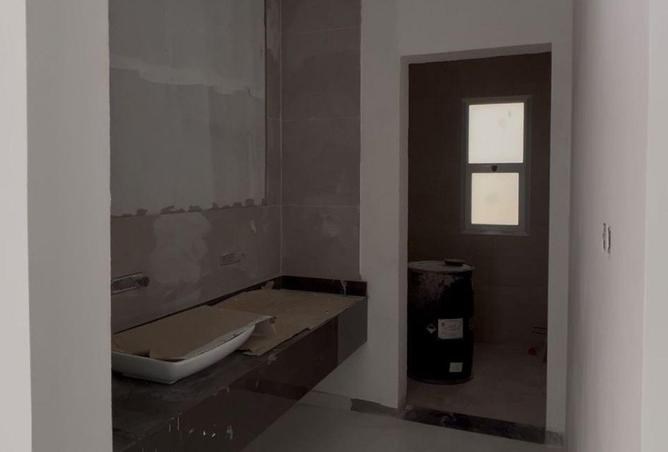 53268649 - صورة العقار 3