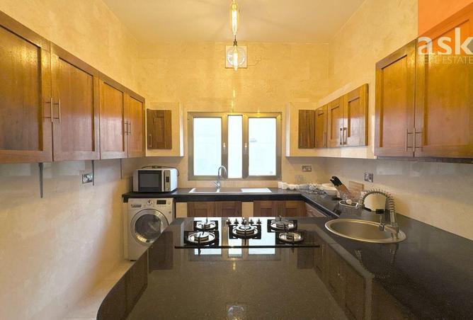 52727588 - Property Image 3