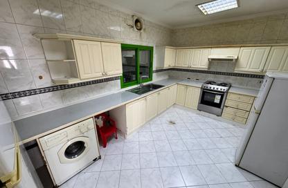 Apartment - 2 - 2 for rent in Al Juffair - Capital Governorate