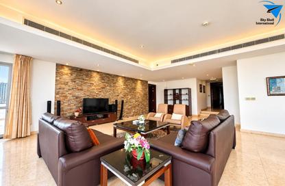 Apartment - 3 - 4 for rent in Al Juffair - Capital Governorate