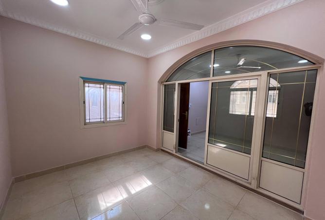 54450972 - صورة العقار 3