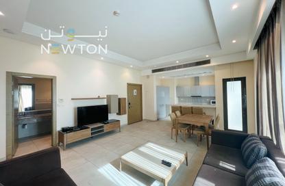 Apartment - 2 Bedrooms - 3 Bathrooms for rent in Al Juffair - Capital Governorate