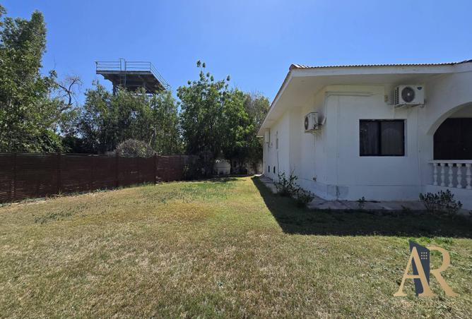 54398138 - Property Image 3