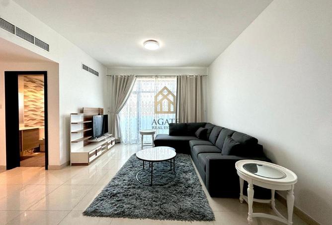 993382 - Property Main Image