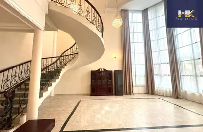 فيلا - 4 غرف نوم - 5 حمامات للايجار في الجفير - محافظة العاصمة