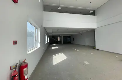 صالة عرض - استوديو - 4 حمامات للايجار في البديع - المحافظة الشمالية